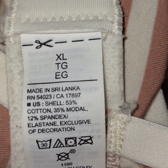 Old Navy Cream and Tan Bras Intimates & Sleepwear - Picture 4 of 4